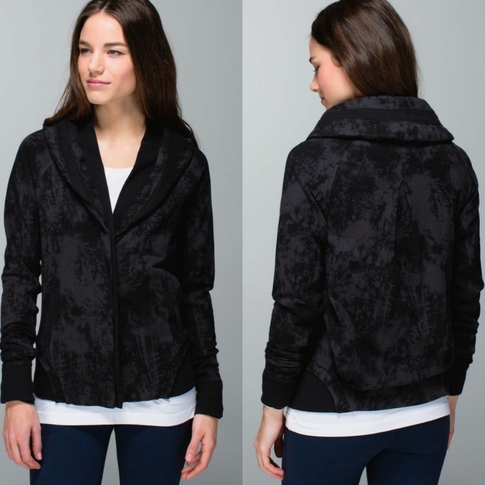 Lululemon To Class Sea Bed Black Button Front Jacket